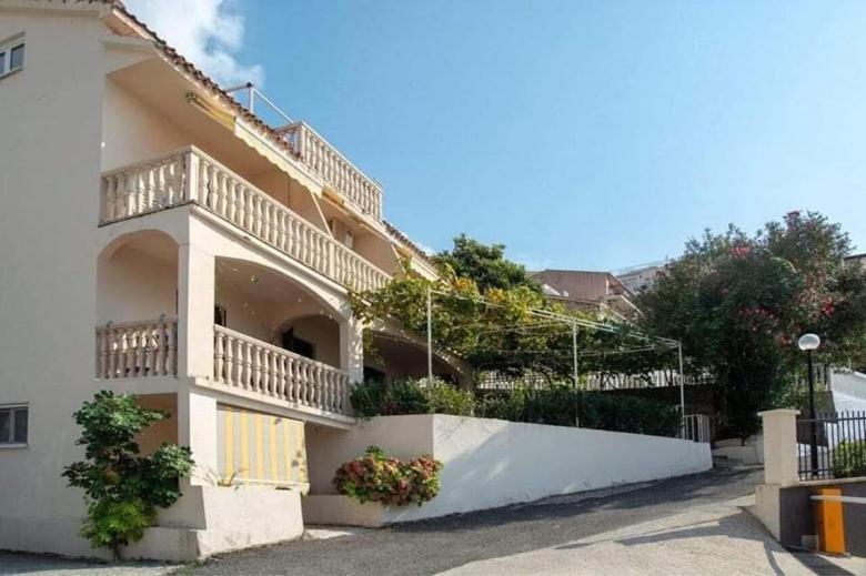 Apartments Dunja Свети-Стефан Экстерьер фото