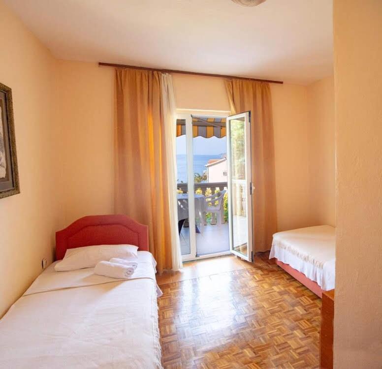 Apartments Dunja Свети-Стефан Экстерьер фото