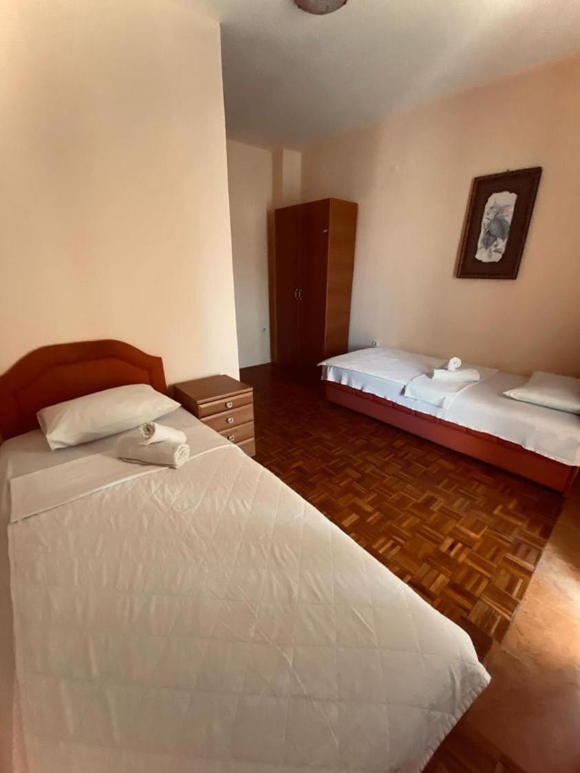 Apartments Dunja Свети-Стефан Экстерьер фото