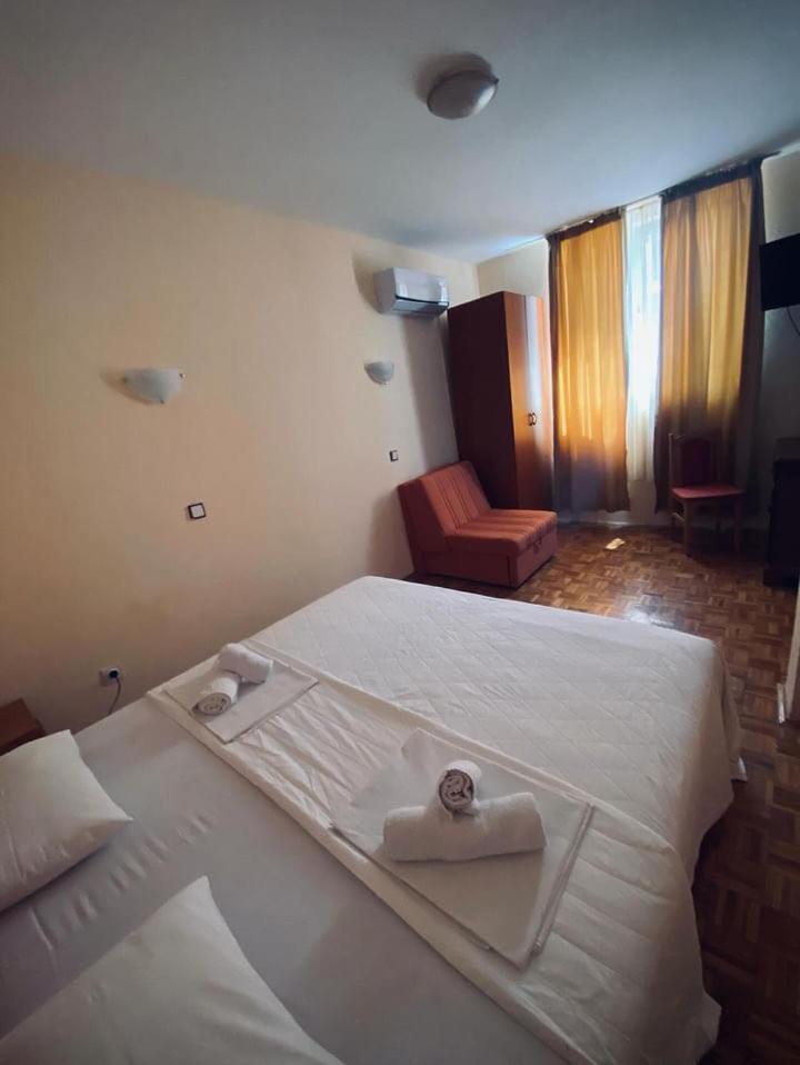 Apartments Dunja Свети-Стефан Экстерьер фото