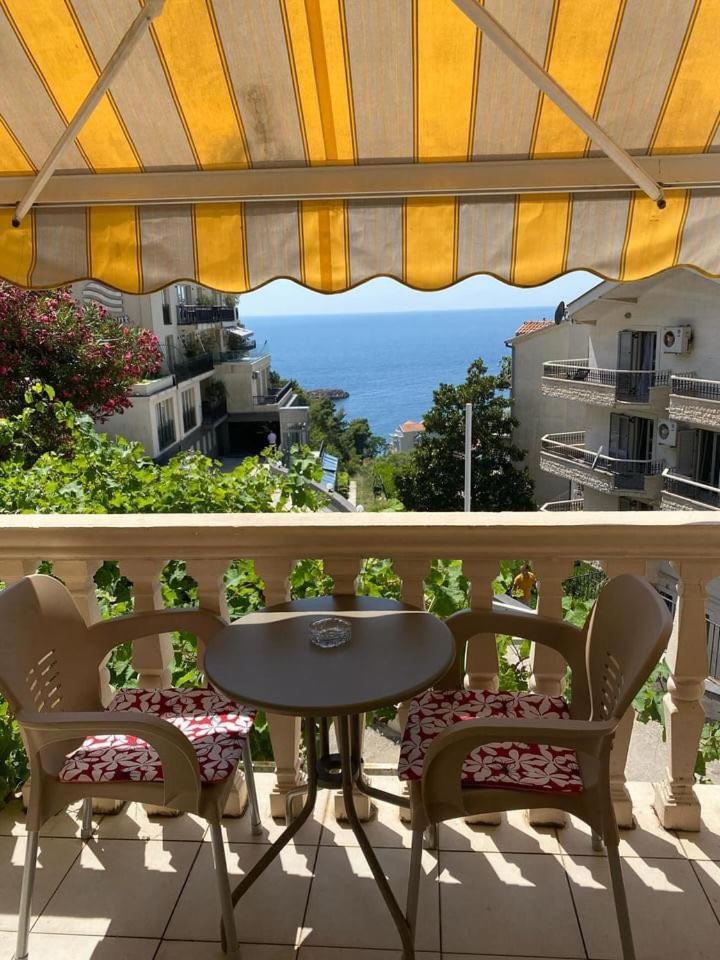 Apartments Dunja Свети-Стефан Экстерьер фото