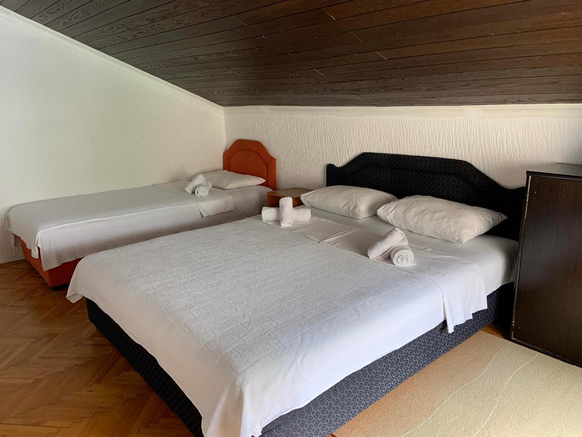 Apartments Dunja Свети-Стефан Экстерьер фото